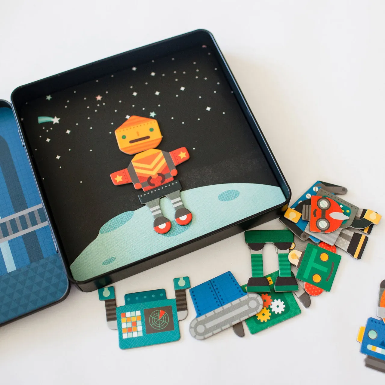 Robot Remix On-The-Go Magnetic Play Set